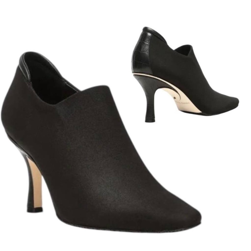 NWOT Donald J. Pliner “Dottied” Black Sculpted Heel Ankle Booties Dress Shoes